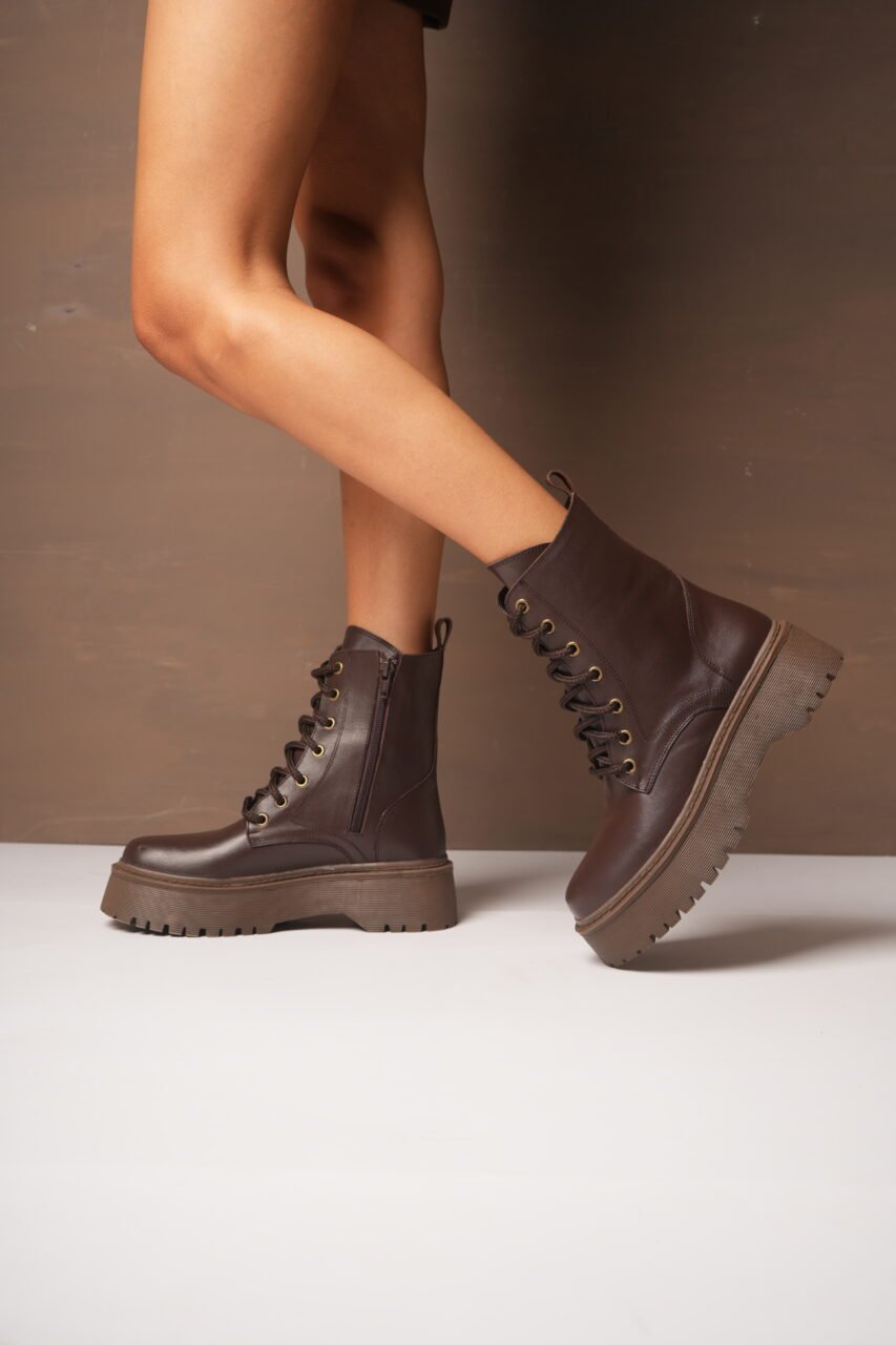 BORCEGOS ALANIA • Color Negro Marron Women - Zapatos para Mujer BORCEGOS ALANIA • Color Negro Marron - Imagen 4