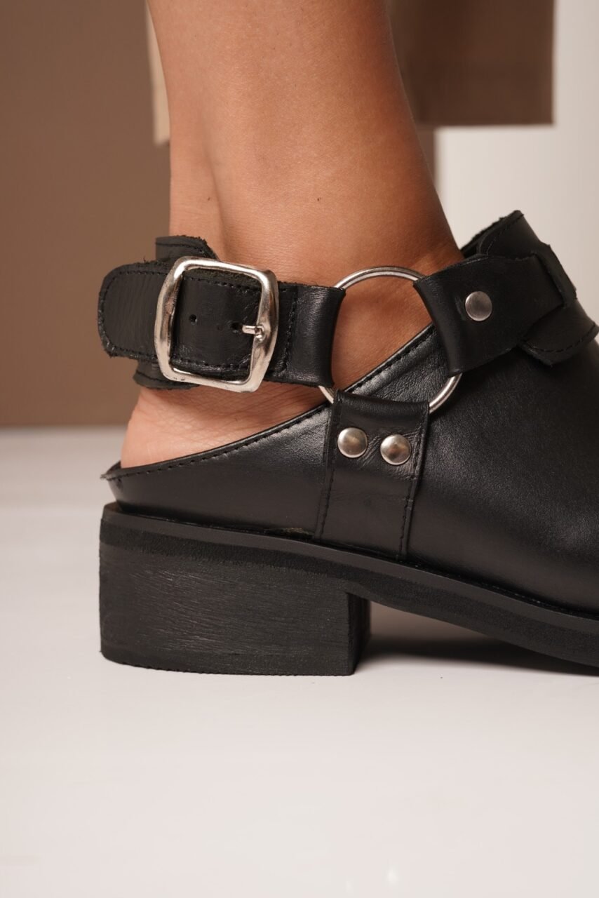 SUECOS DUMA • Color Negro Women - Zapatos para Mujer SUECOS DUMA • Color Negro - Imagen 3