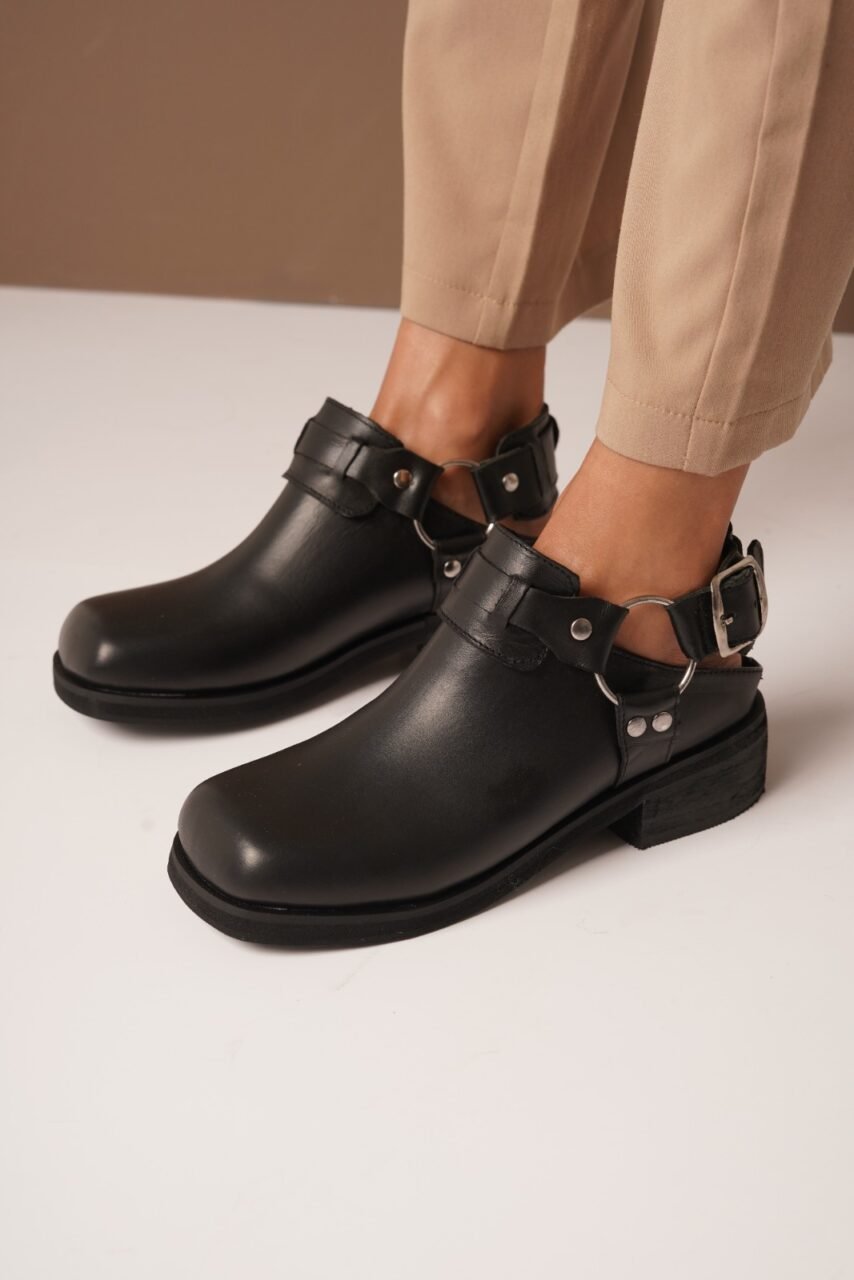 SUECOS DUMA • Color Negro Women - Zapatos para Mujer SUECOS DUMA • Color Negro - Imagen 2